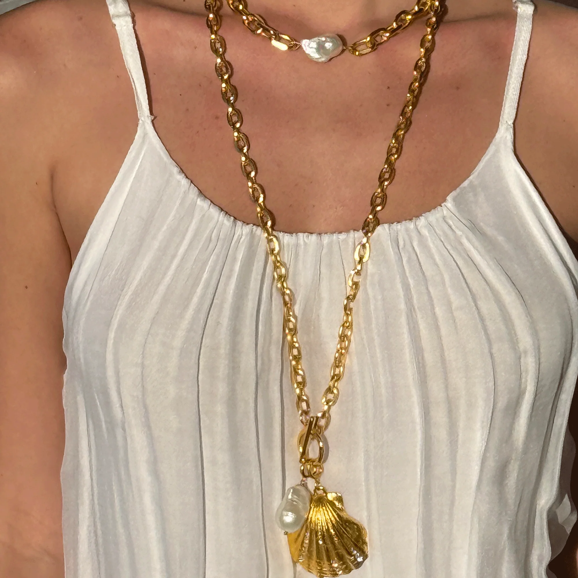 Jumbo Scallop Shell Clip-On Charm - Image 4